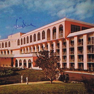 Holiday Inn, St. Georges