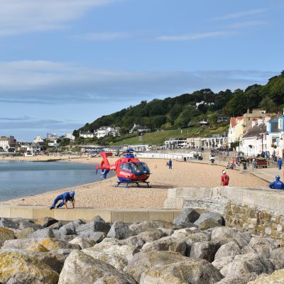 Emergency landing on a busy Beach.