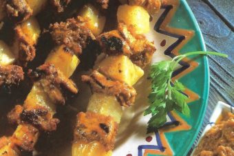 Schweinsfilet & Ananas Satay