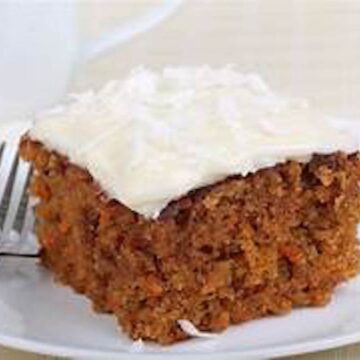 Dangerous, Moist Carrot Cake😄