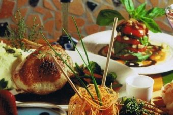 Short Story:  THE PLATE – DER TELLER