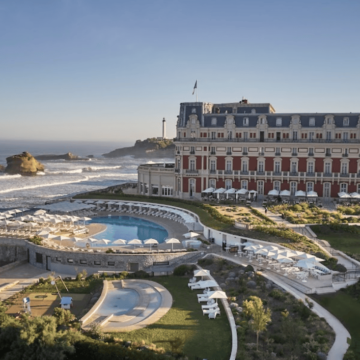 Kitchen help humiliated naked: top chef watches